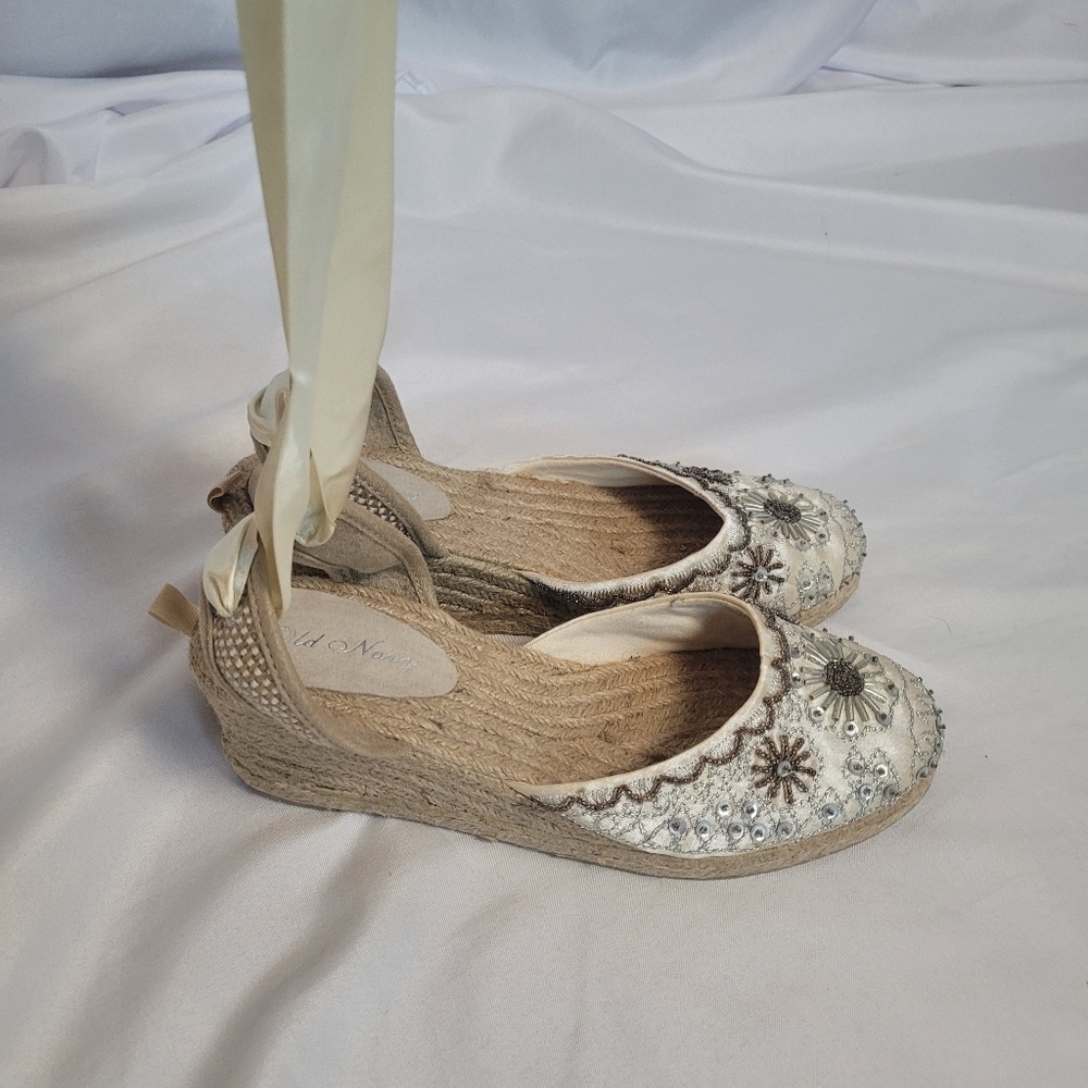 VTG Old Navy Women's Silver & Gold Satin Sequins Espadrille Shoes Size 8